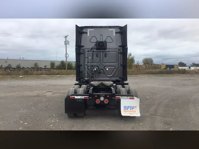 2023 Freightliner Cascadia 126