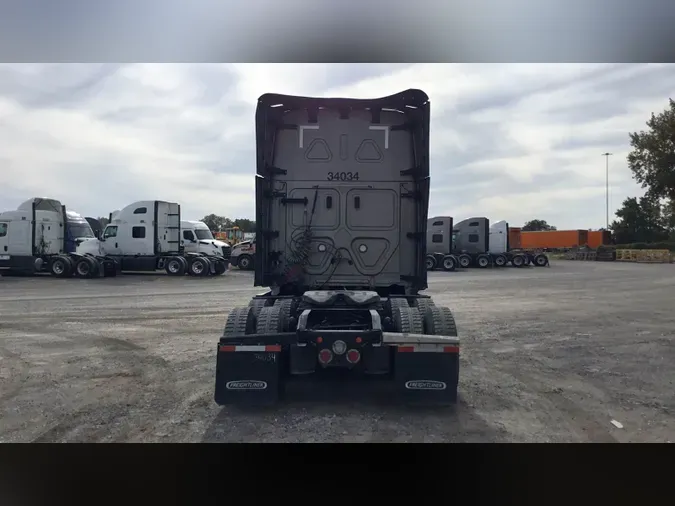 2025 Freightliner Cascadia 126f711e84d72dd3f506f1c56591f8304cd