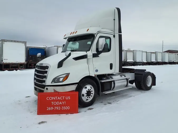 2019 FREIGHTLINER/MERCEDES NEW CASCADIA 116f719faa93d8b1b33f290b3e00d7c37df