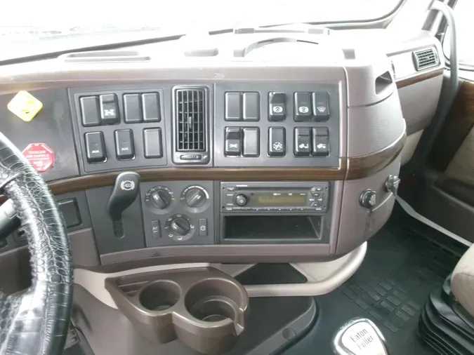 2013 Volvo VNL670f71bf55a7aa443d6b4ed4a5cce03c19c