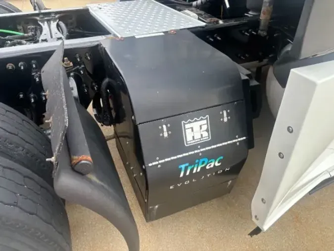 2019 Freightliner New Cascadia 126