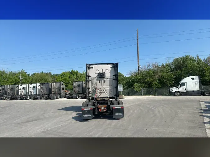 2022 Freightliner Cascadia 126f7238dfadeef1d7a8b5dc3535539f290