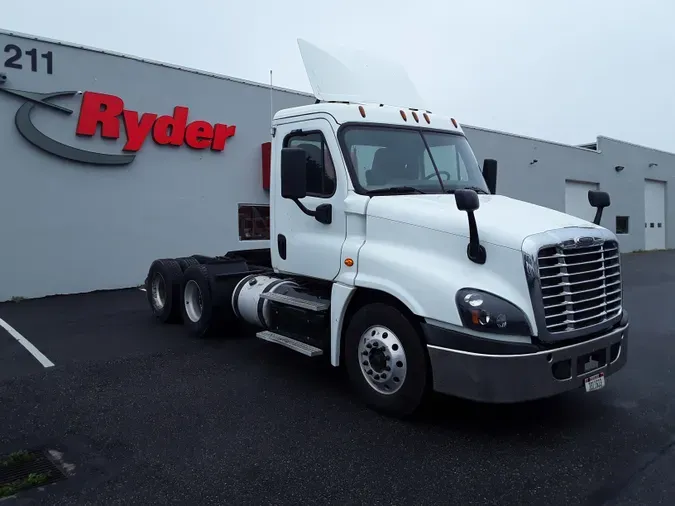 2017 FREIGHTLINER/MERCEDES CASCADIA 125