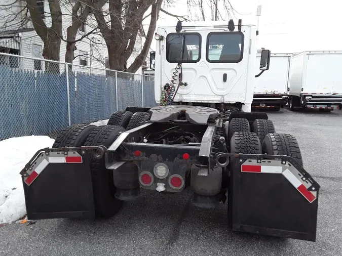 2018 FREIGHTLINER/MERCEDES CASCADIA 113