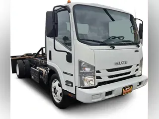 2022 Isuzu NRR