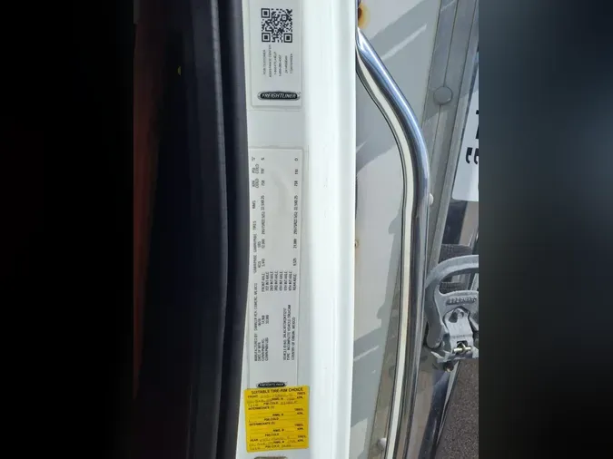 2019 FREIGHTLINER M2 106
