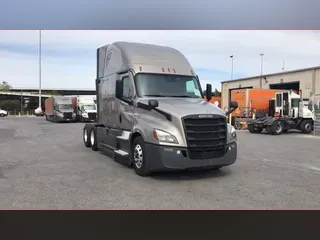 2023 Freightliner Cascadia 126