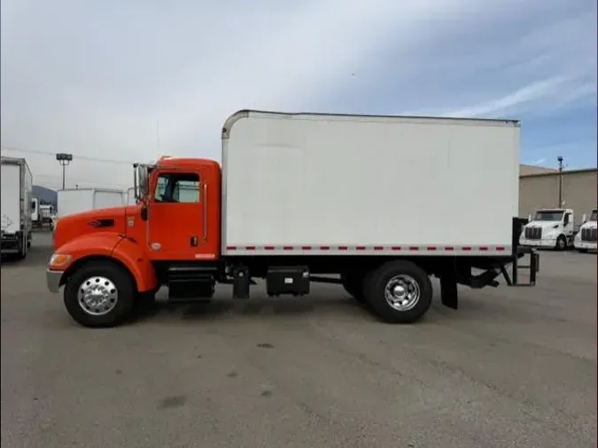 2021 Peterbilt 330f72e1fbf947939a5de65b4b91c5e266d