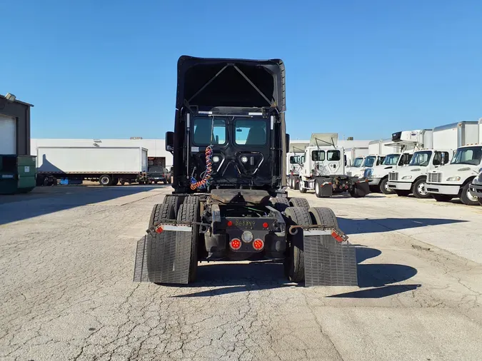 2019 FREIGHTLINER/MERCEDES CASCADIA 125