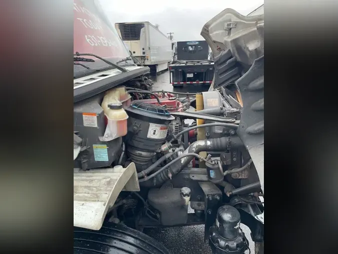 2019 FREIGHTLINER/MERCEDES M2 106f7364cde8568cbbb6a7194e25844de10