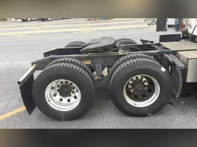 2022 Freightliner Cascadia 126