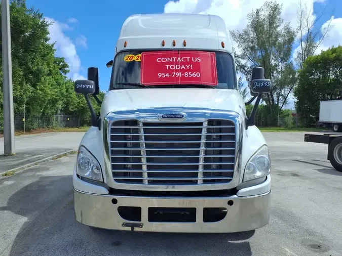 2020 FREIGHTLINER CASCADIA 125