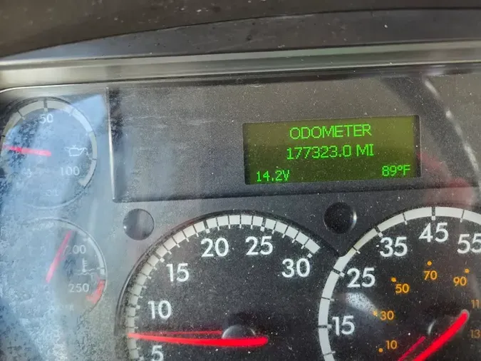 2019 FREIGHTLINER/MERCEDES M2 106