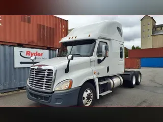 2020 FREIGHTLINER/MERCEDES CASCADIA 125