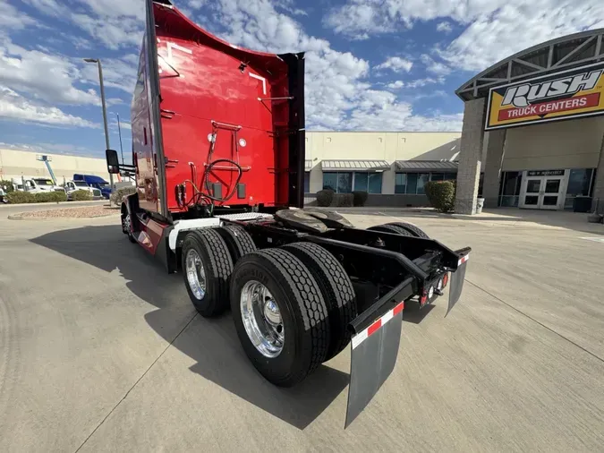 2024 Kenworth T680