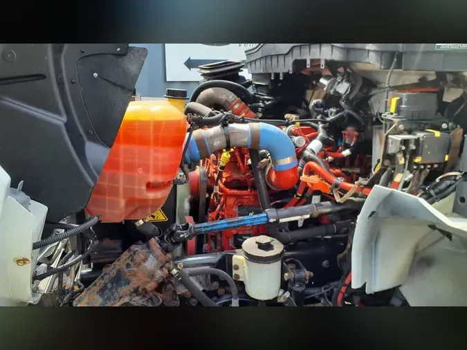 2020 NAVISTAR INTERNATIONAL MV607 (4X2)