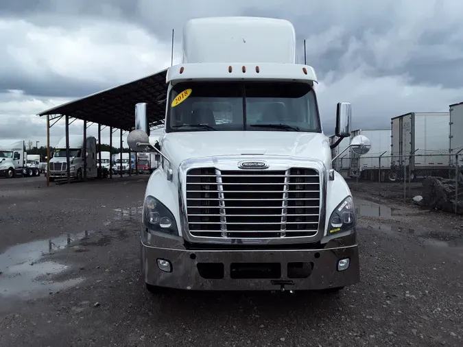 2018 FREIGHTLINER/MERCEDES CASCADIA 113