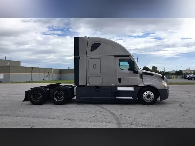 2021 Freightliner Cascadia