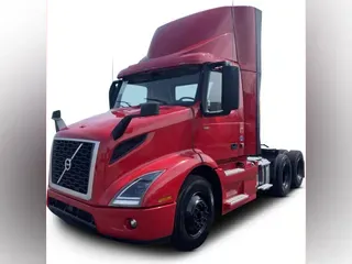 2020 Volvo VNR64T300