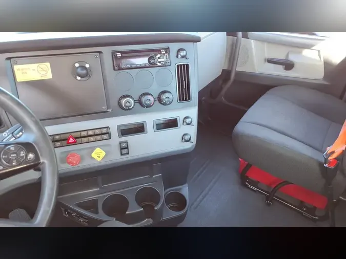 2020 FREIGHTLINER/MERCEDES NEW CASCADIA 116f750cc5d3e350e047301233de8d5b28b
