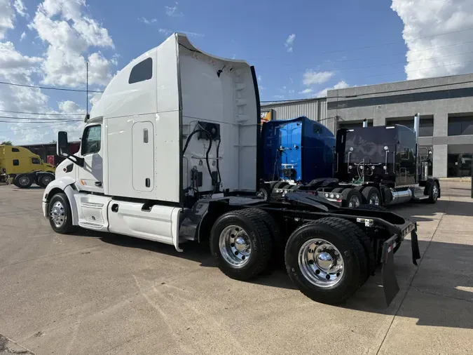 2022 Peterbilt 579