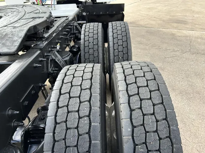 2021 Peterbilt 567
