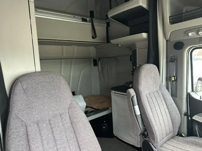 2024 Peterbilt 579f7563c7c94e00fba3d2e81878b0e7566