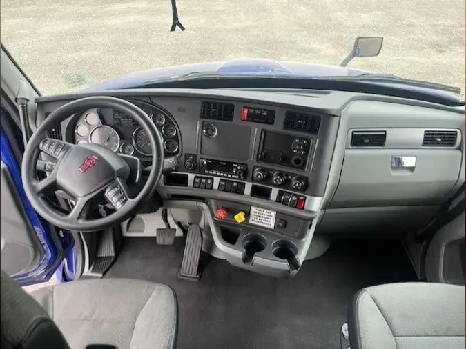 2022 Kenworth T680