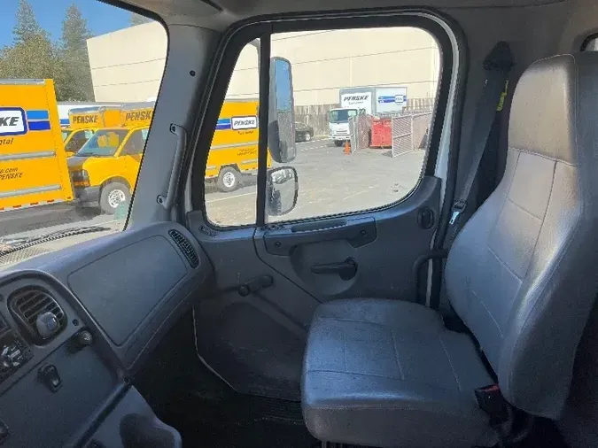 2020 FREIGHTLINER M2