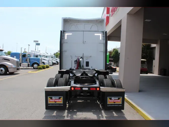 2023 Peterbilt 579f75c73a2d51590ff39bda0e26dde7d86