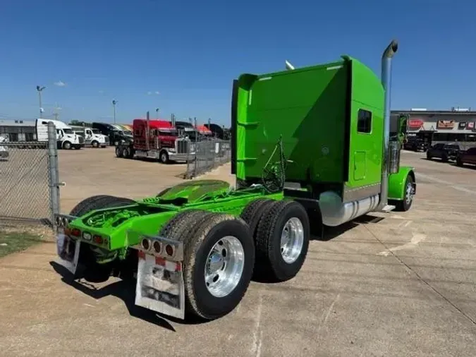2019 Peterbilt 389