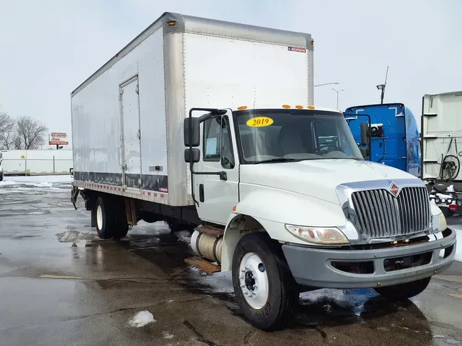 2019 NAVISTAR INTERNATIONAL 4300