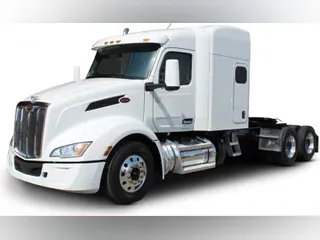 2023 Peterbilt 579