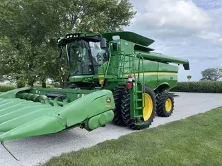 2012 John Deere S660