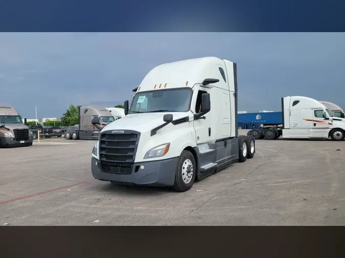 2023 Freightliner Cascadia 126