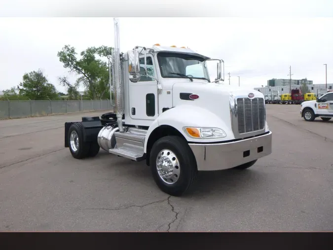 2018 Peterbilt 337
