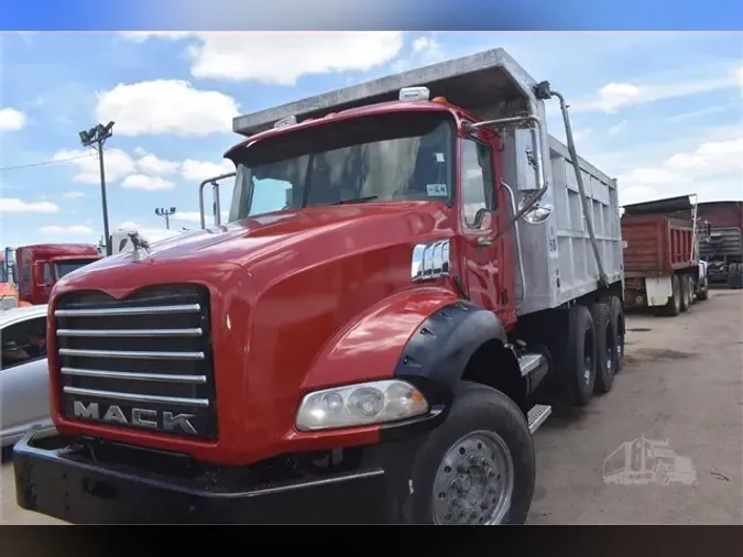 2007 MACK GRANITE CT713