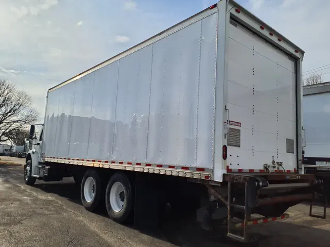 2018 FREIGHTLINER/MERCEDES M2 106