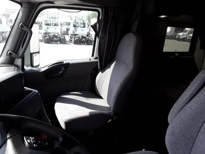 2020 NAVISTAR INTERNATIONAL LT625 SLPR CAB