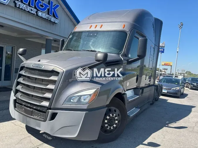 2021 FREIGHTLINER Cascadia 126f7721870bb89dff1cf1e5a77c071a789