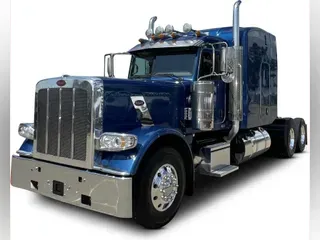 2023 Peterbilt 389