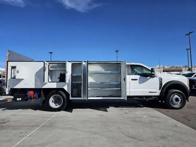 2024 Ford Super Duty F-550 DRW