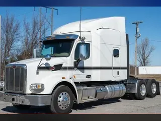 2021 PETERBILT 567