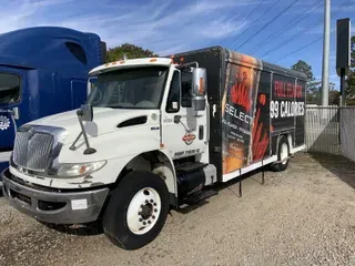 2009 INTERNATIONAL 4300