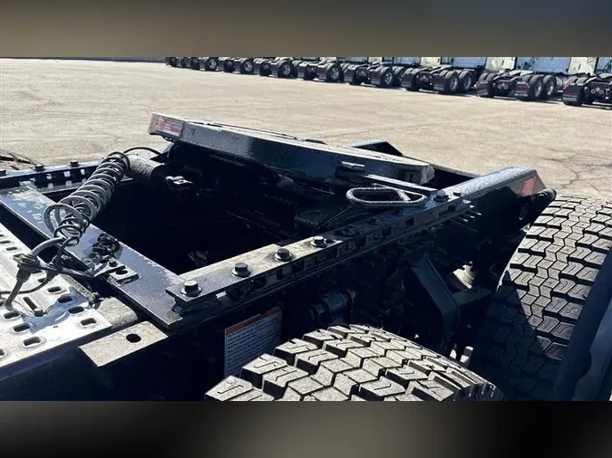 2020 VOLVO VNL860f77f3afaee8596960cfaa72a4be9a0da