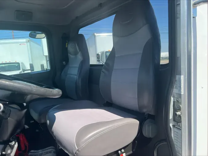 2020 Peterbilt 337