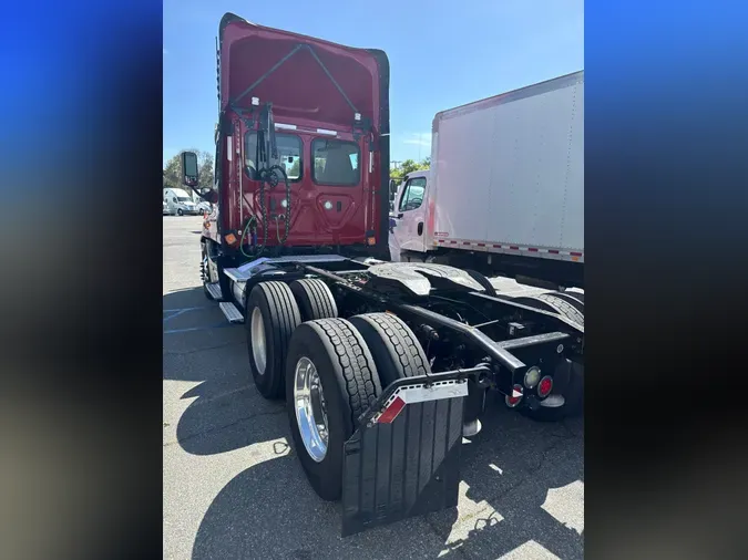 2020 FREIGHTLINER/MERCEDES CASCADIA 125f7821778b0a1eb2ea46e34aec605c190