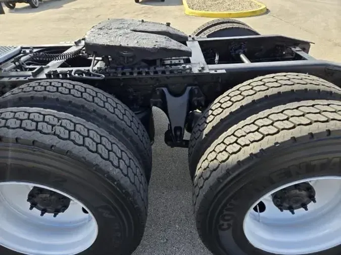 2019 International LT625