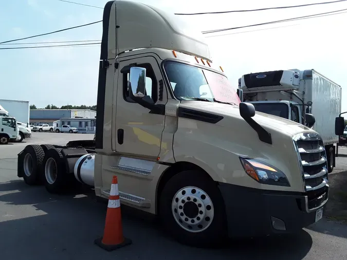 2020 FREIGHTLINER/MERCEDES NEW CASCADIA PX12664