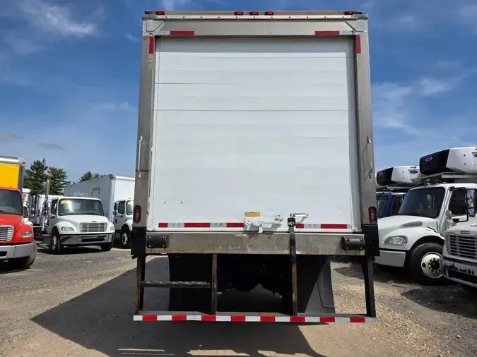 2019 FREIGHTLINER/MERCEDES M2 106